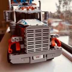 LEGO Technic 42128 Heavy-Duty Tow Truck