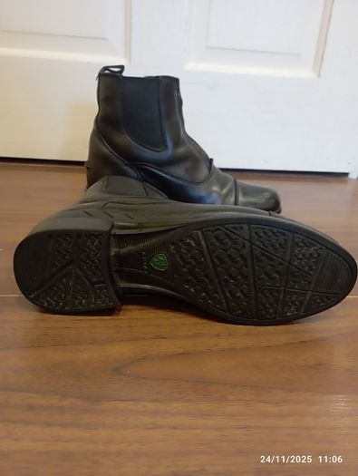 Ariat Girls Riding Boots UK Size 3
