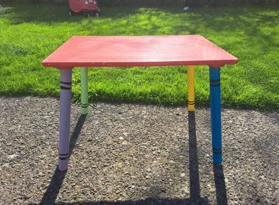 kids crayola table