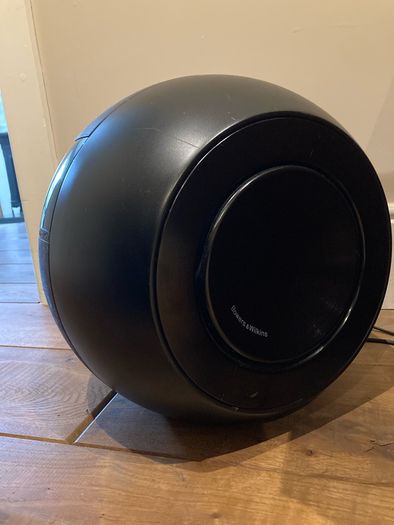 Bowers and Wilkins PV1D