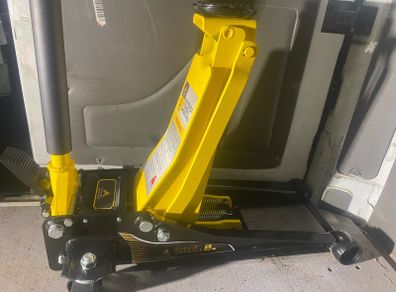 Yellow/black 3 Ton low profile trolley jack