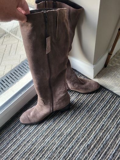 Gorgeous Real Suede Ladies Boots from NEXT Size 9 / 43 Postage Included in Asking Price