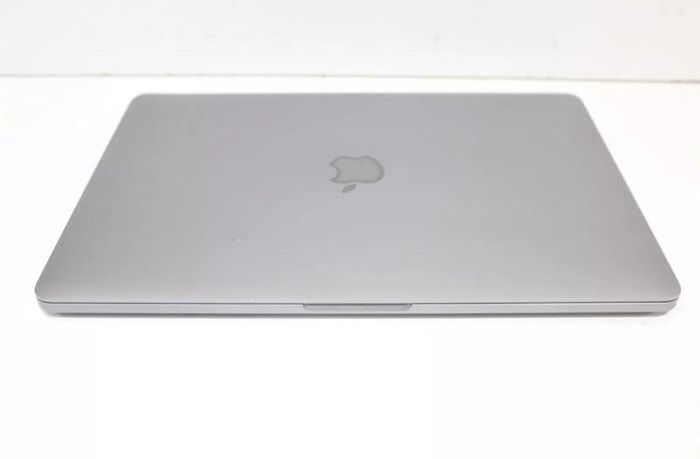 2020 Apple Macbook Pro A2251 13" I5-1038NG7 16gb Ram 512gb Ssd
