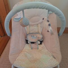 Baby bouncer seat