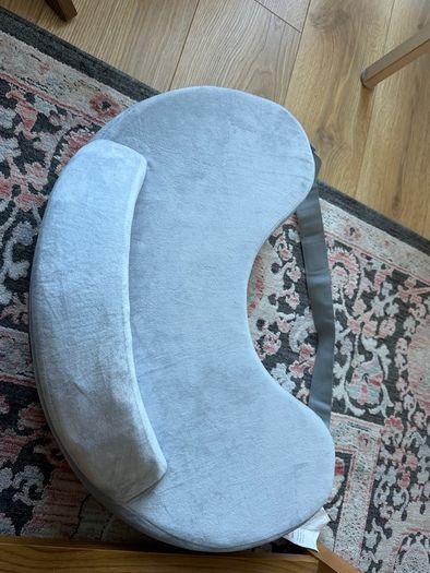 Momcozy nursing pillow