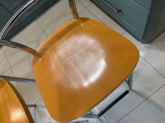 3 Barstools