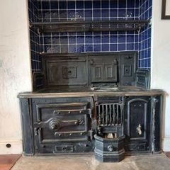 Vintage Cast Iron Range / Kitchen Stove