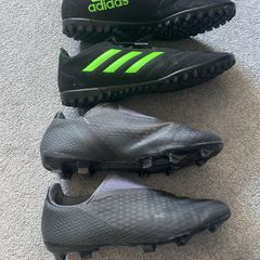 Football boots size 6