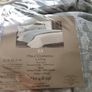 Paul Costello double bed  throw , 2 pillows , new . 100 %cotton Image 2