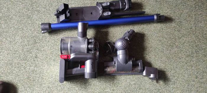 Dyson animal DC44 cordless vacuum cleaner