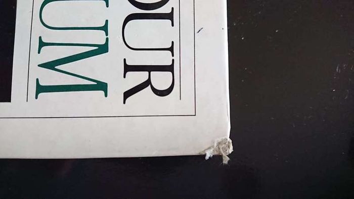 Aquarium book