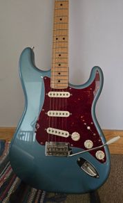 Fender Player Strat