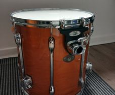 Pearl floor tom or bass drum