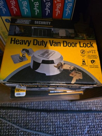 2 Heavy Duty Van door locks