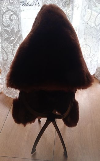 Lambs fur hat