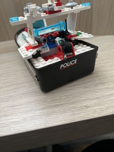 Lego police wave cops