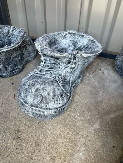 garden ornaments