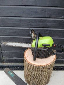 chainsaw