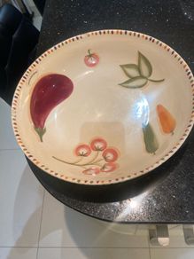 (Vintage) Thai Hand Painted Ceramic Fruit Bowl