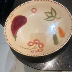 (Vintage) Thai Hand Painted Ceramic Fruit Bowl