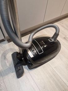 Miele vacuum cleaner