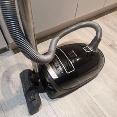 Miele vacuum cleaner