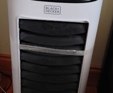Black and Decker cooling air fan with remote