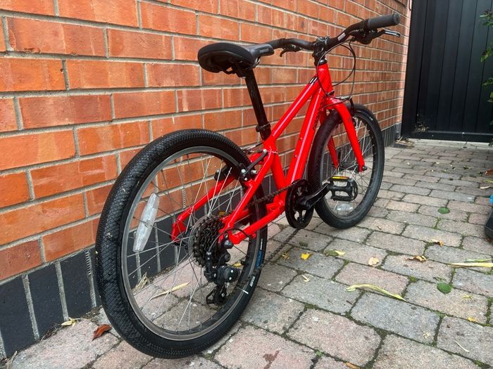 Kids Ridgeback Red Dimension 20 Bike