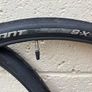 giant sx-2 700x38c tyres almost new Image 2