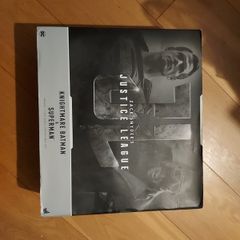 Hot Toys Justice League Knightmare Batman and Superman TMS038 1/6 Hottoys