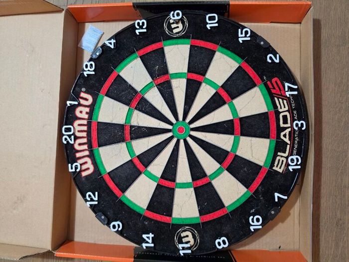 Luke Littler 2025 World Championship darts and Unicorn Eclipse Ultra dartboard combo