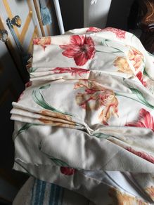 French pleat curtains, 75ix90