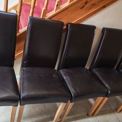 5 black chairs