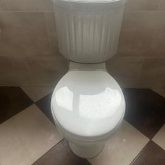 Bathroom suite for sale