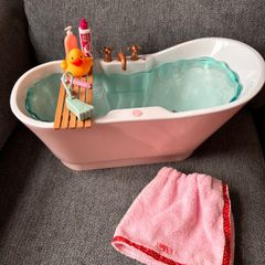 Our Generation Doll Bathtub