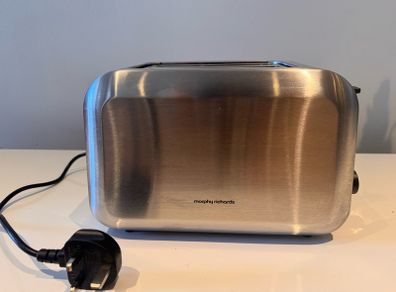 Bread Toaster - Morphy Richards