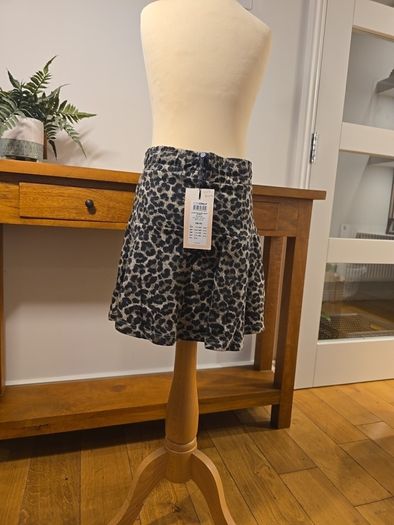 Girl skirt age 11