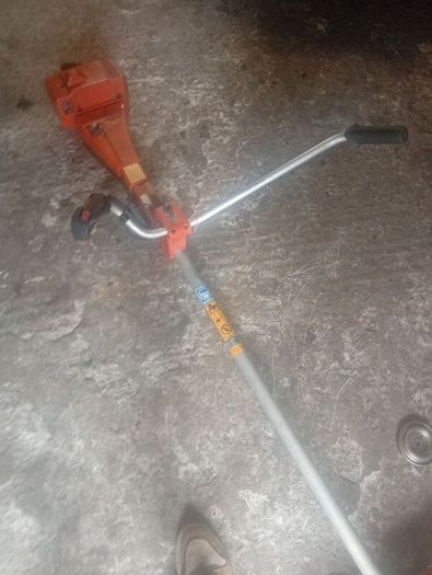 brush cutter  strimmer Husqvarna