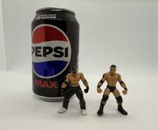 wwe Micro Batista & Rey mysterio action figures