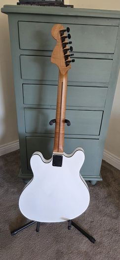Custom built Fender Tom DeLonge starcaster