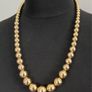 Gold pearl necklace Image 2