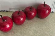 4 Vintage 1980 Marble Red Apple Paperweight Each is 20.00 euro
