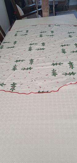 Christmas table cloth
