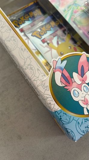 Pokemon 30th celebration EX box