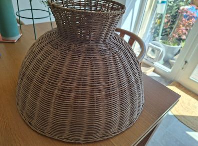 Rattan lampshade