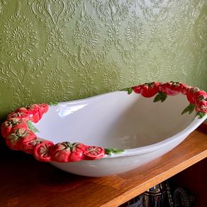 Ceramic tomato serving bowl