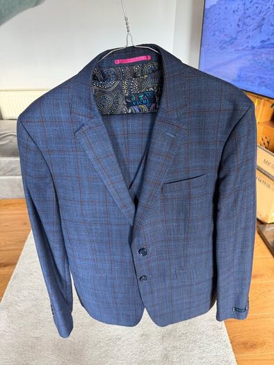 Mens 3 Piece Suit