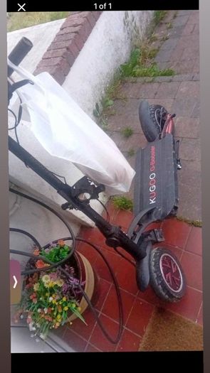 electric scooter