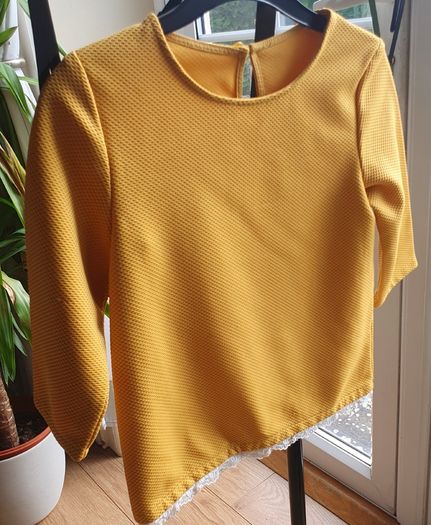 Lovely Girls Lace Trim Long Sleeve Top Age 9 Yrs