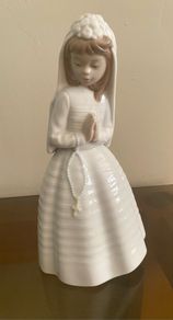 Nao Praying Communion Girl